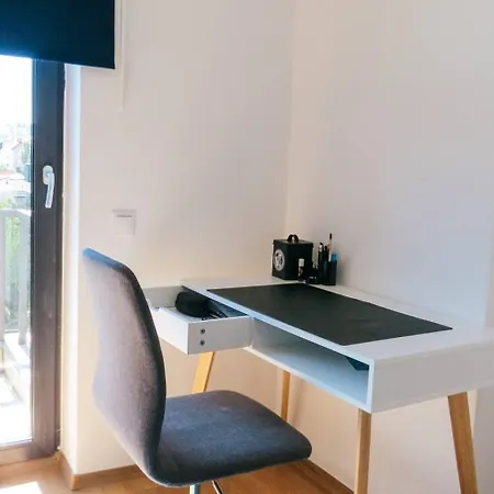 Eden Escape - Private Parking, Kingsize, Quiet Apartament Kluż-Napoka