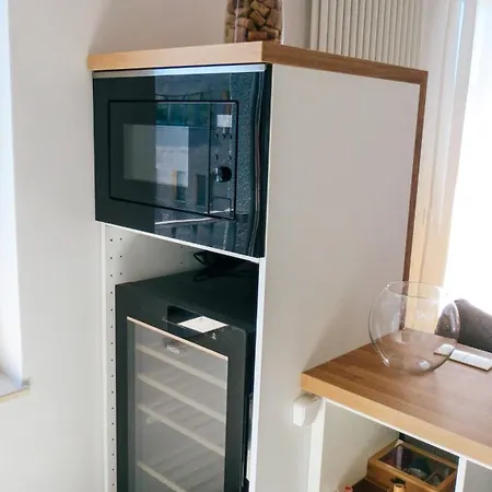 Apartment Eden Escape