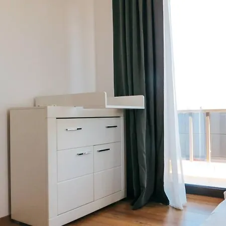 Eden Escape - Private Parking, Kingsize, Quiet דירה *