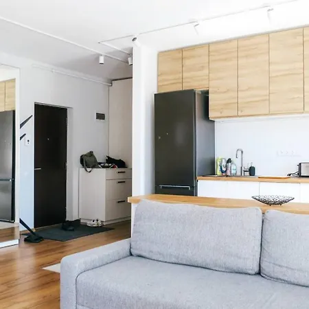 Eden Escape Apartment *